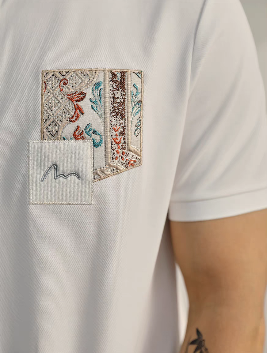 Baroque Crest Pocket Polo T-Shirt: Luxury Comfort, Stylish Design, Premium Fabric