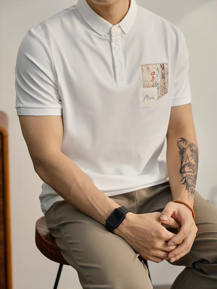 Baroque Crest Pocket Polo T-Shirt: Luxury Comfort, Stylish Design, Premium Fabric